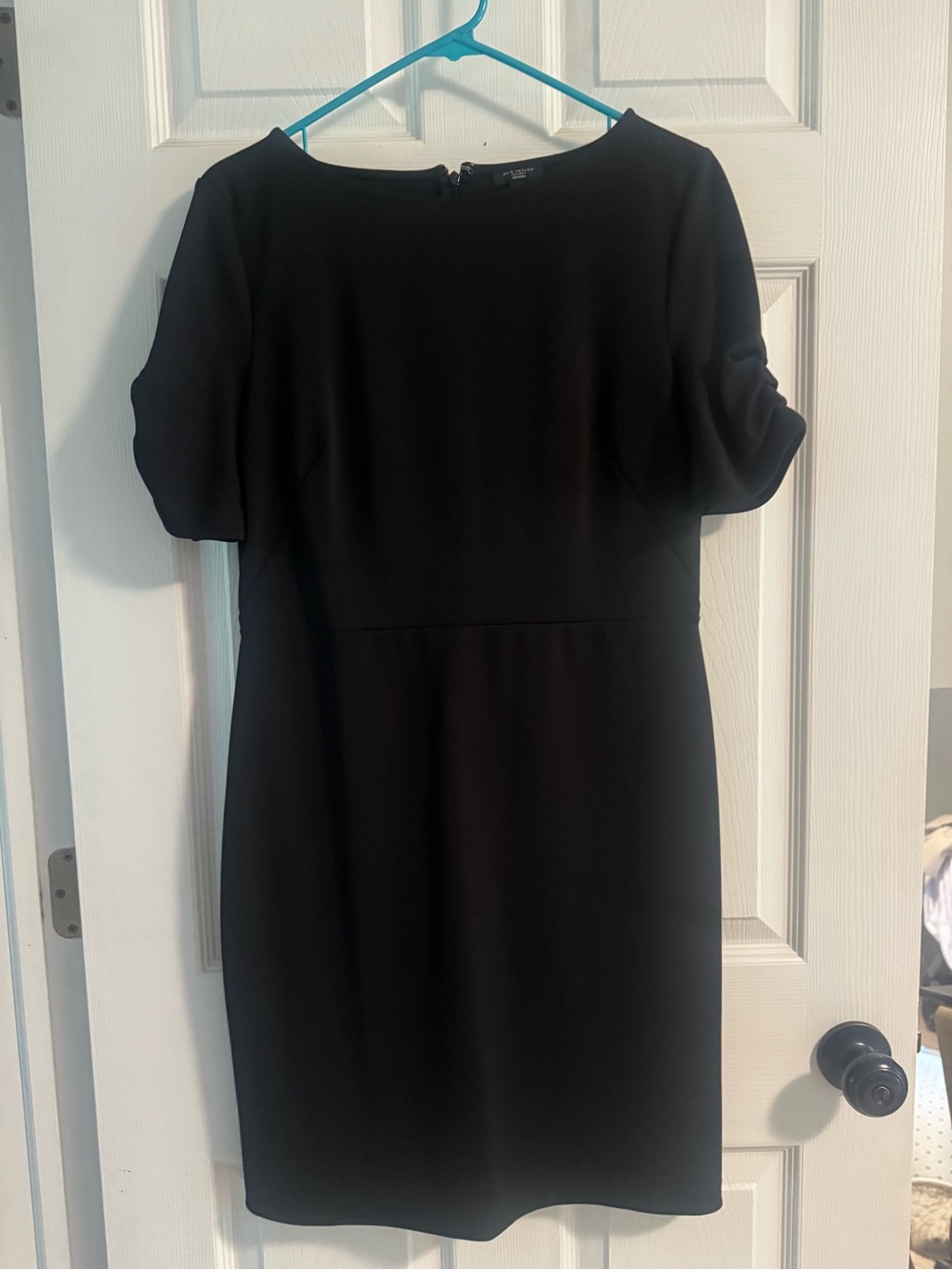 Ann Taylor Black Short-Sleeve Sheath Midi Dress